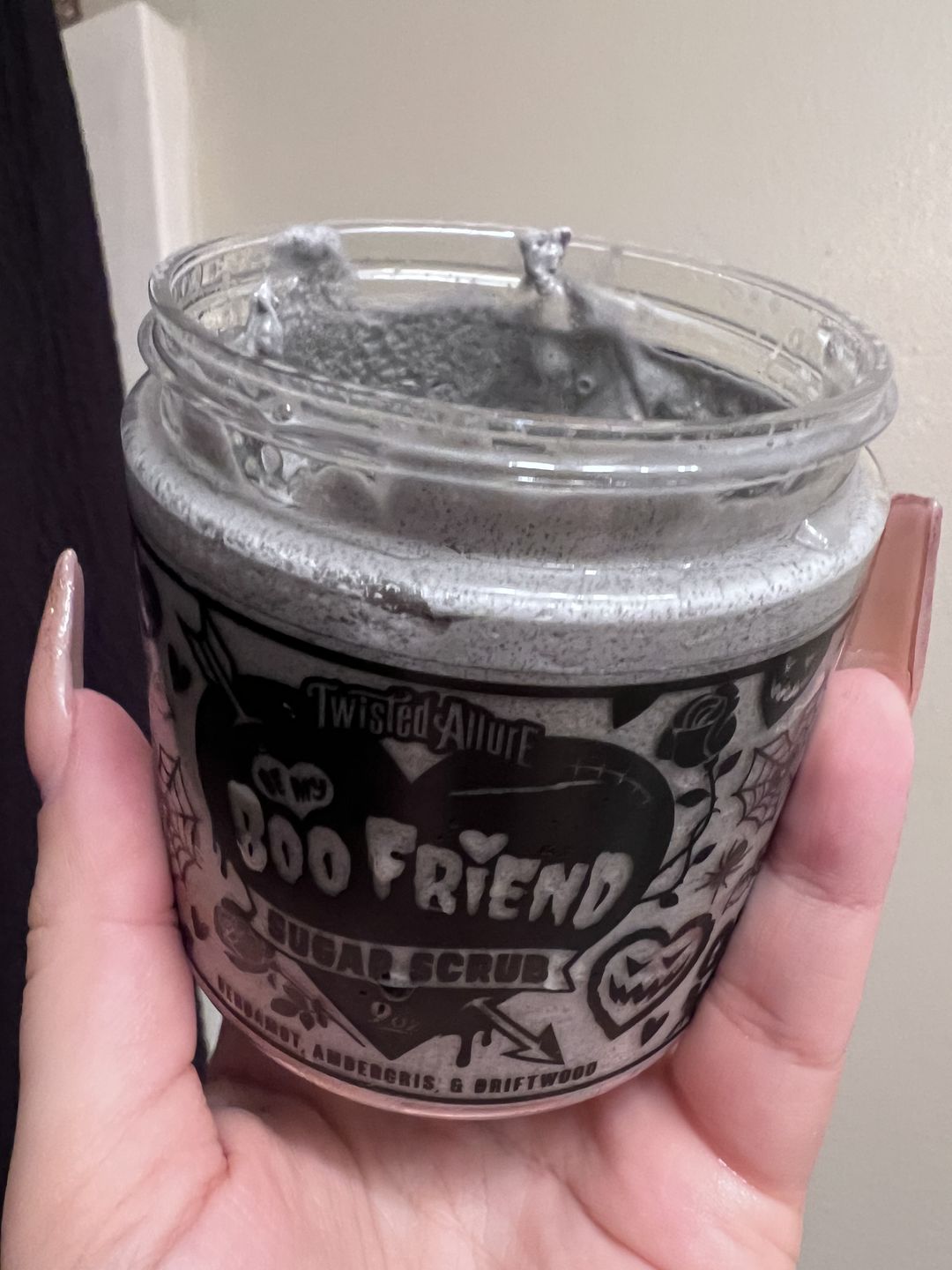 Customer photo review of Be my Boo Friend sugar scrub