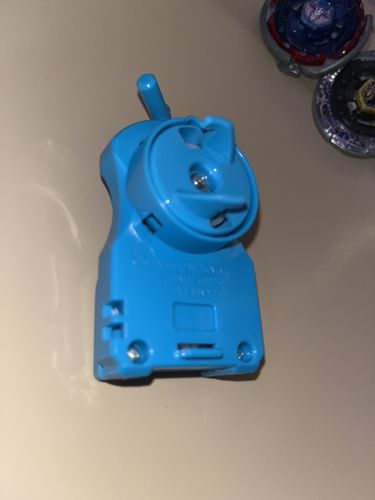 Customer photo review of Takara Tomy Beyblade String Launcher Metal Fusion Beylauncher Bey Ripper BB-110