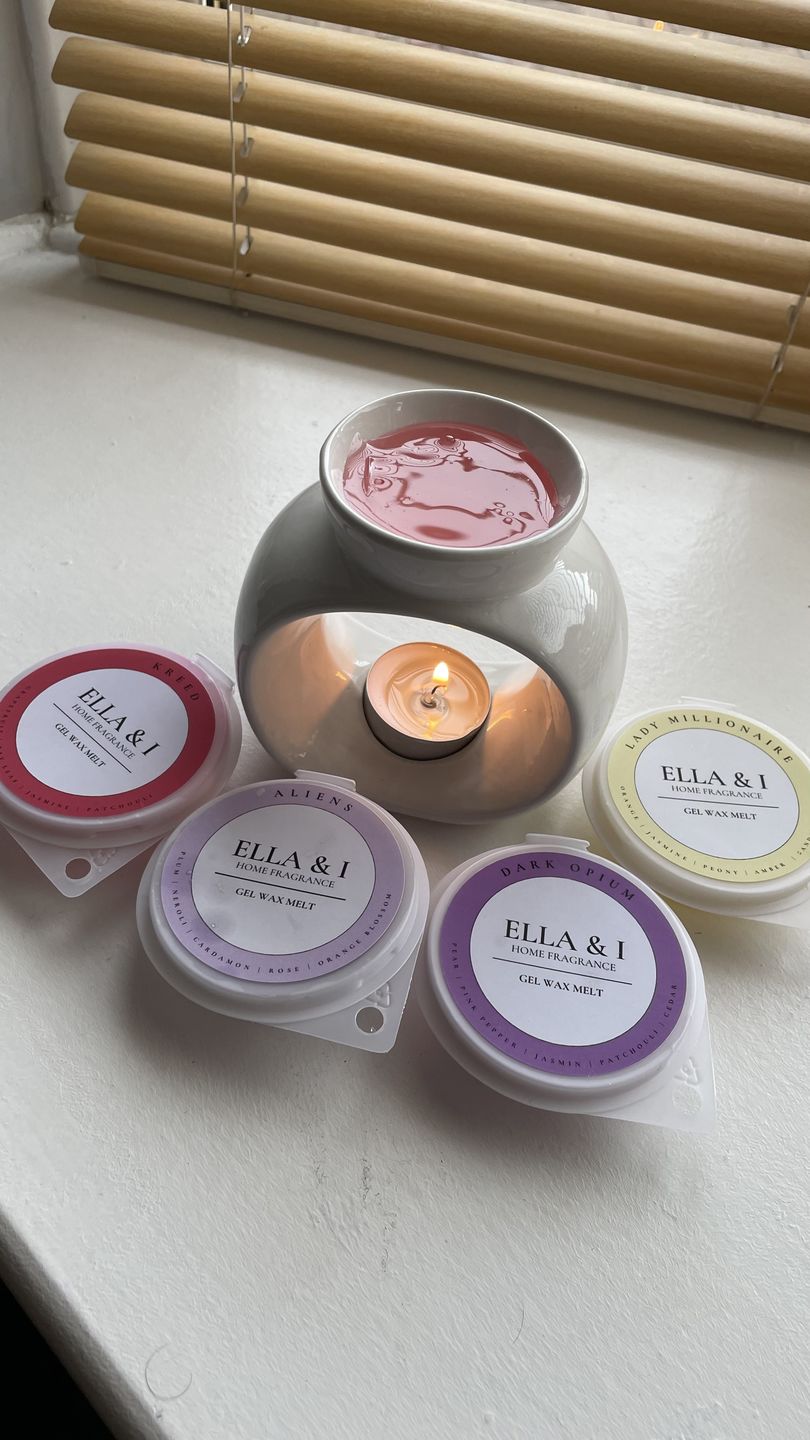Customer photo review of His & Her Fragrance Set