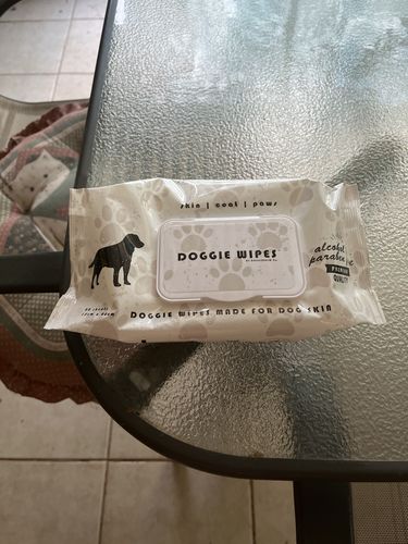Customer photo review of Premium Doggie Wipes - Natural Skin & Coat Dog Wipes (80 Wipes)