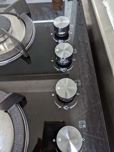 Customer photo review of Parrilla de Gas Empotrable de Cristal Templado 4 Quemadores