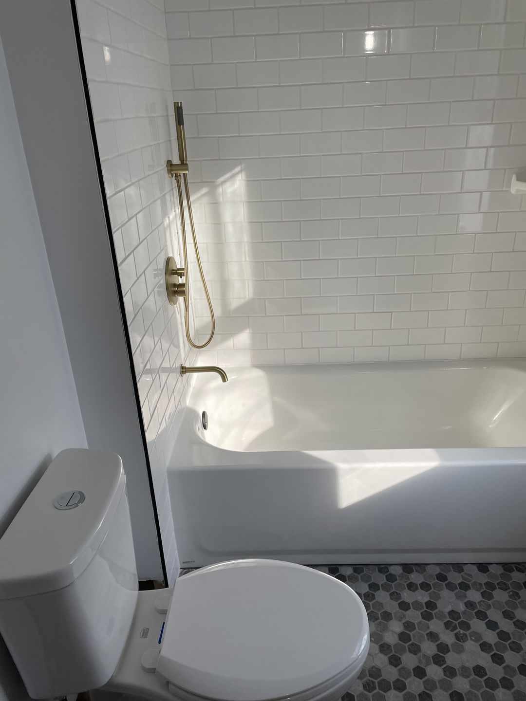 Customer photo review of Tub Shower Faucet Set Complete Rain Shower System with Tub Spout RB1084