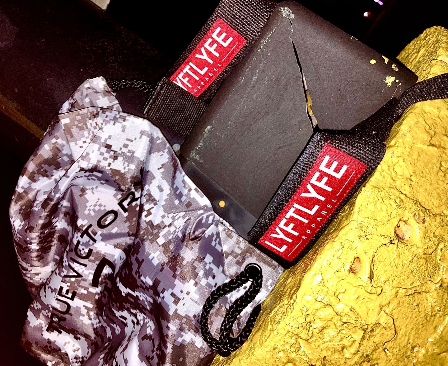 Customer photo review of Victorious Drawstring Backpack