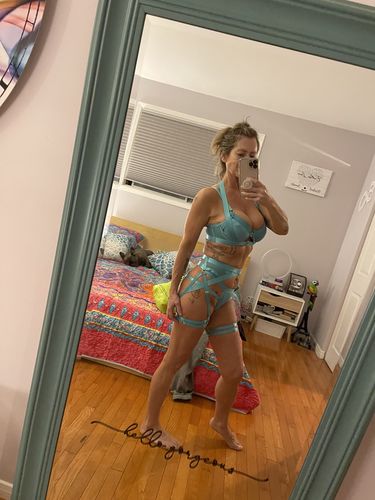 Customer photo review of Candace's Sexy Set