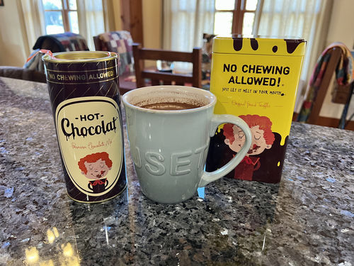 Customer photo review of Premium Hot Chocolate Mix Tin