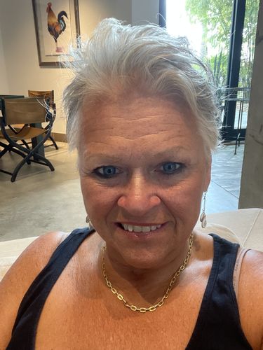 Customer photo review of 100% Natural & Organic Tanning Oil