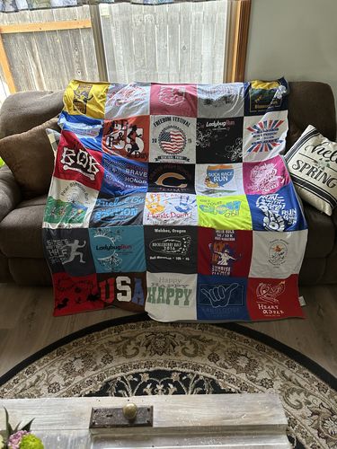 T-shirt quilt with horses, festivals themes by JENNIFER from OR