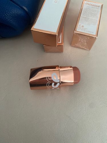 Customer photo review of O.TWO.O Bounce Blush Stick