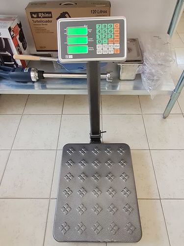 Customer photo review of Bascula Plataforma 200 Kg Electrica