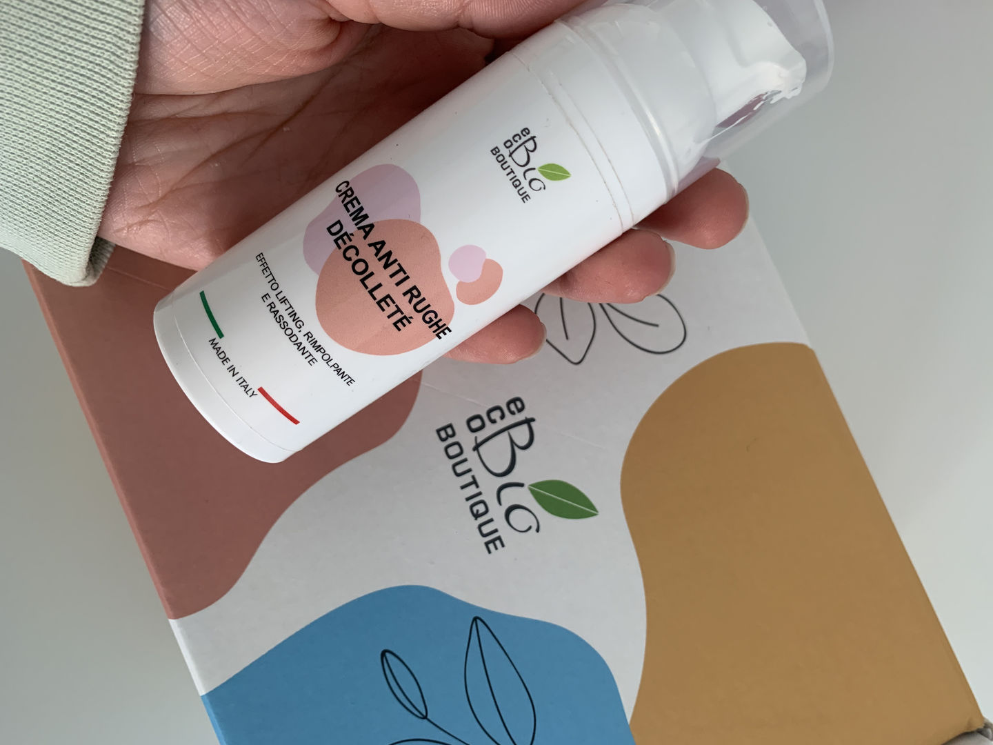 Customer photo review of Crema Anti Rughe Décolleté