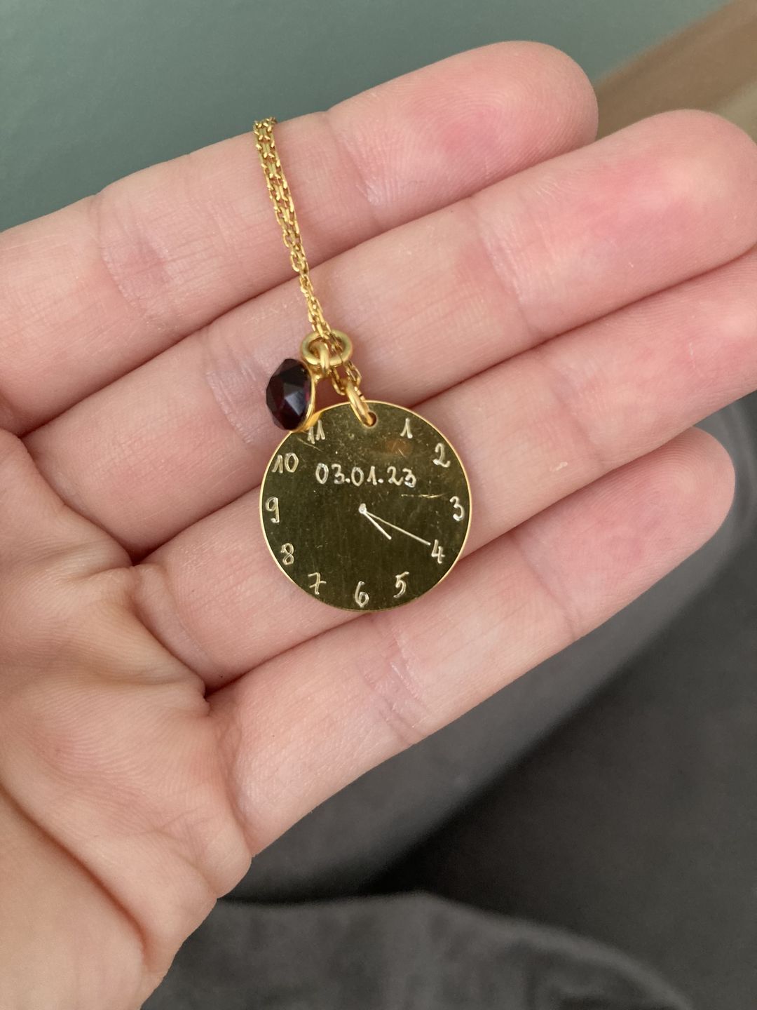 Customer photo review of Halskette Geburtsuhr