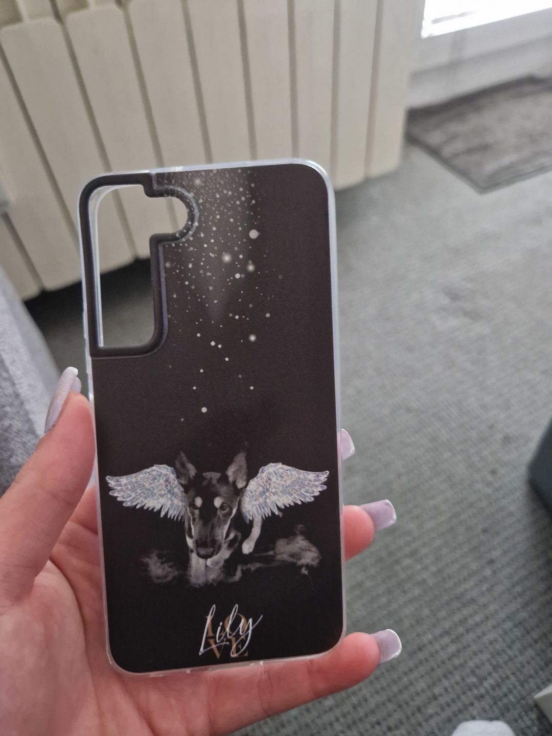 Customer photo review of Personalisierte Portrait Handyhülle – Diamant Stil