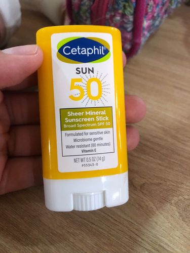 Customer photo review of SHEER MINERAL SUNSCREEN STICK BROAD SPECTRUM SPF 50 14g