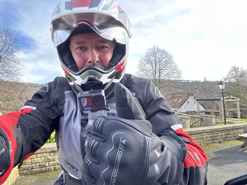 Customer photo review of Arai XD-4/Tour-X4 Camera Mount