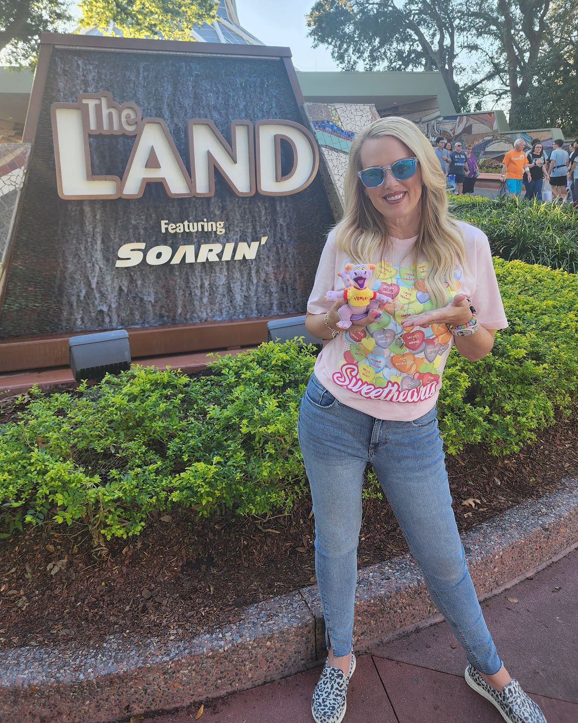 Customer photo review of Sweethearts Famous Disney Couples Shirt