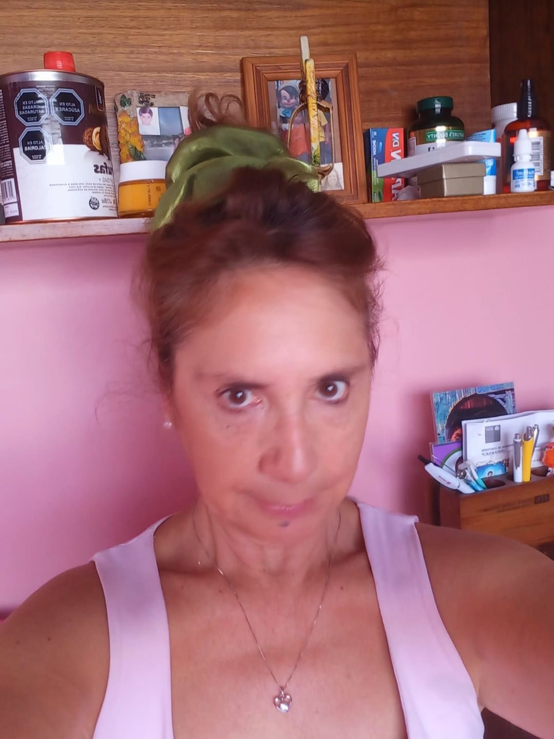 Customer photo review of AROS PERLAS PEQUEÑAS ORO LAMINADO