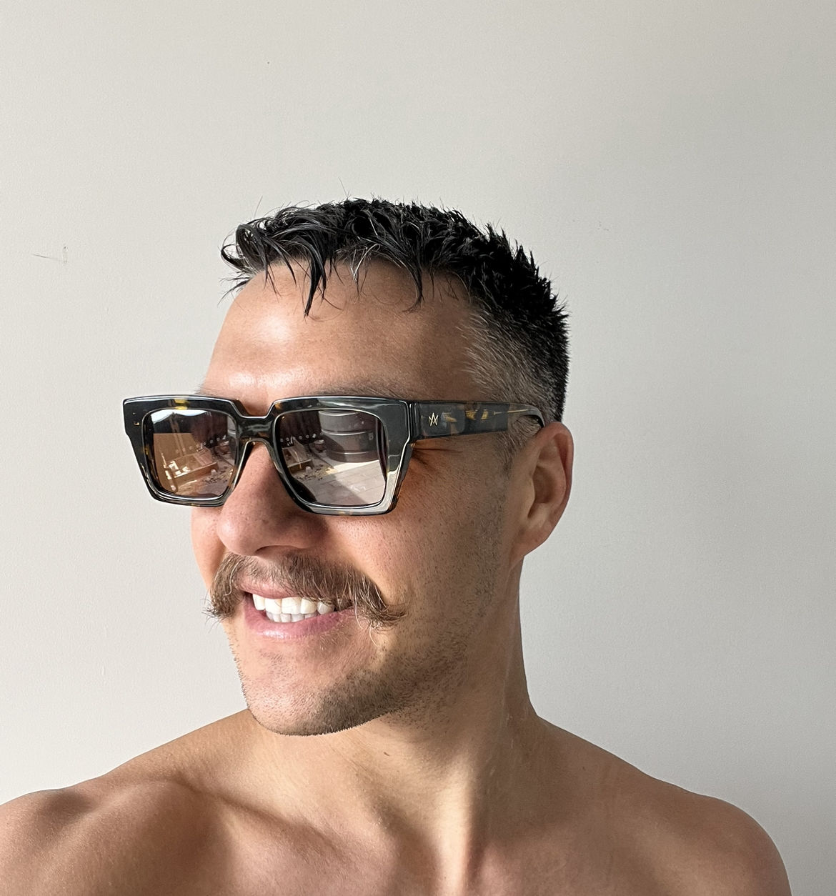 Customer photo review of LUKIE