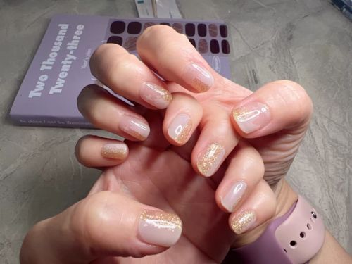 Customer photo review of Glittering snow