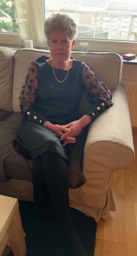 Customer photo review of Sukienka z Koronkowymi Bufiastymi Rękawami