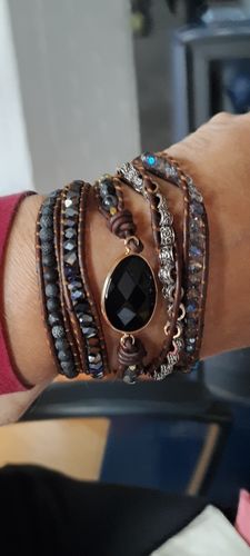 Customer photo review of ONYX-MONDSCHEIN-SCHUTZ-ARMBAND