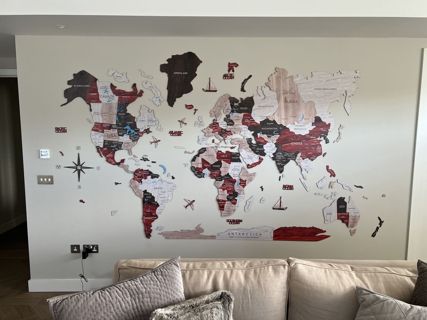 Customer photo review of 3D Wooden World Map Urban