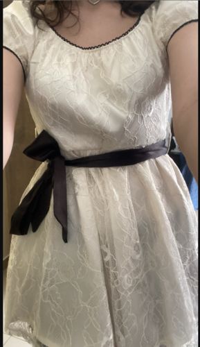 Customer photo review of 'Cliffs' White Fairy Grunge Lace A Line Dress