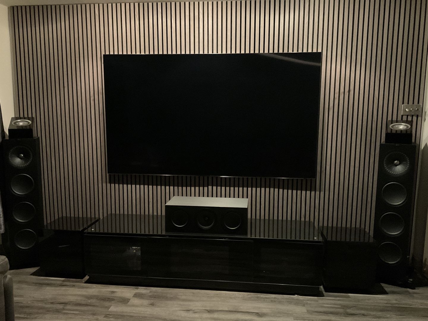 Customer photo review of SlatWall Acoustic Grey Oak