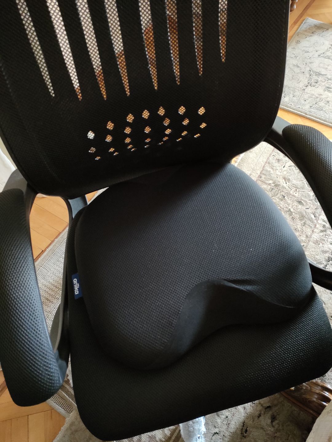 Customer photo review of Memory Foam Seat Cushion