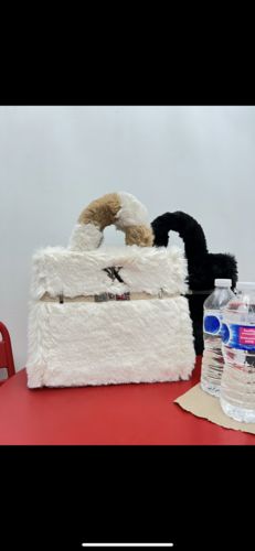 Customer photo review of The  Aviator fur (medium bag)