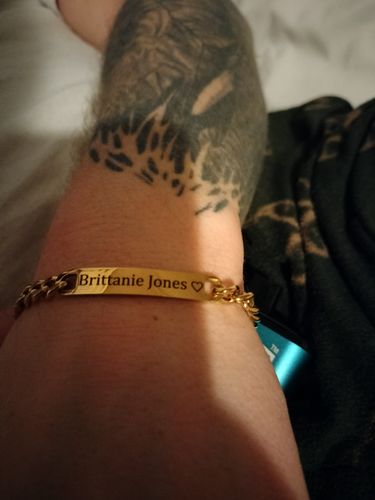 Customer photo review of Engraved Bracelet Set - W/ Eternal Rose Box