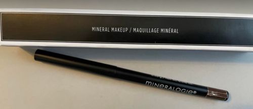 Customer photo review of Line & Define Automatic Eye Liner