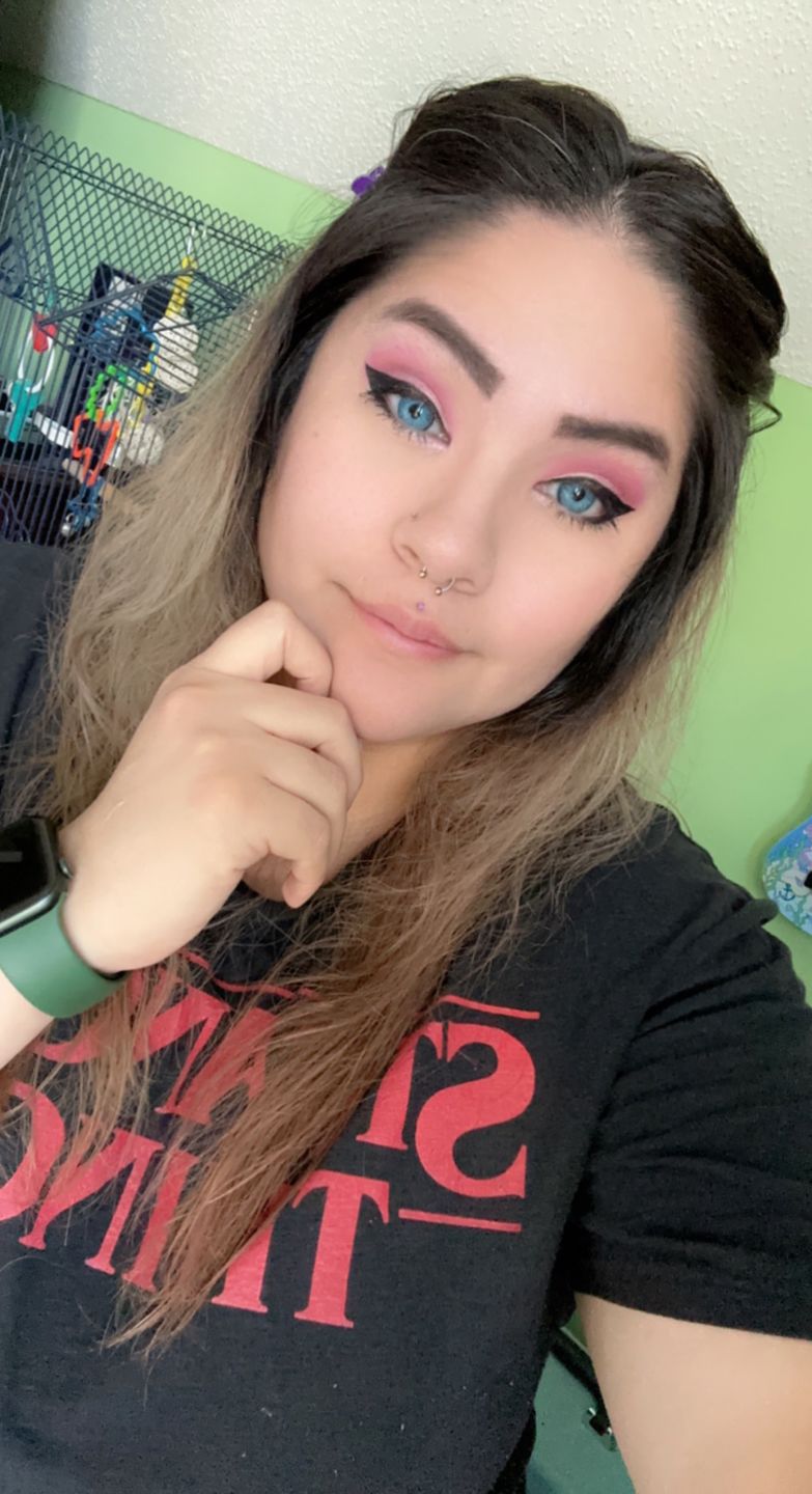 Customer photo review of New York Blue Prescription Coloured Contact Lenses