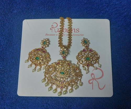 Customer photo review of Rubans Gold Plated Temple Necklace Set