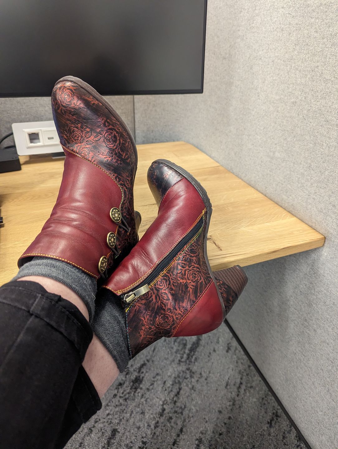 Customer photo review of Retro Handmade Floral Stitching Button Boots