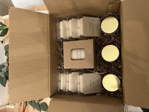 Customer photo review of 9 oz Straight Sided Glass Jar Retail Box™