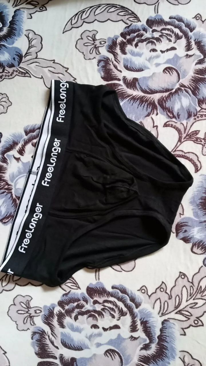 Customer photo review of Men's Separate Big Pouch Comfy Briefs