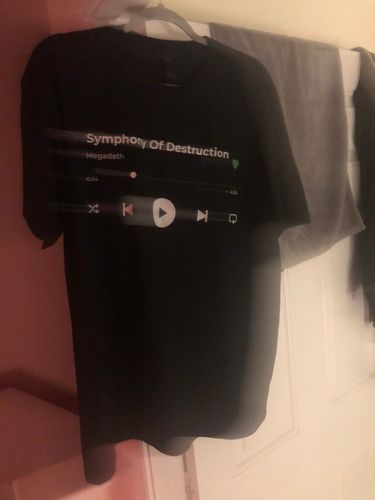 Customer photo review of Your Favorite Song T-Shirt Music Player
