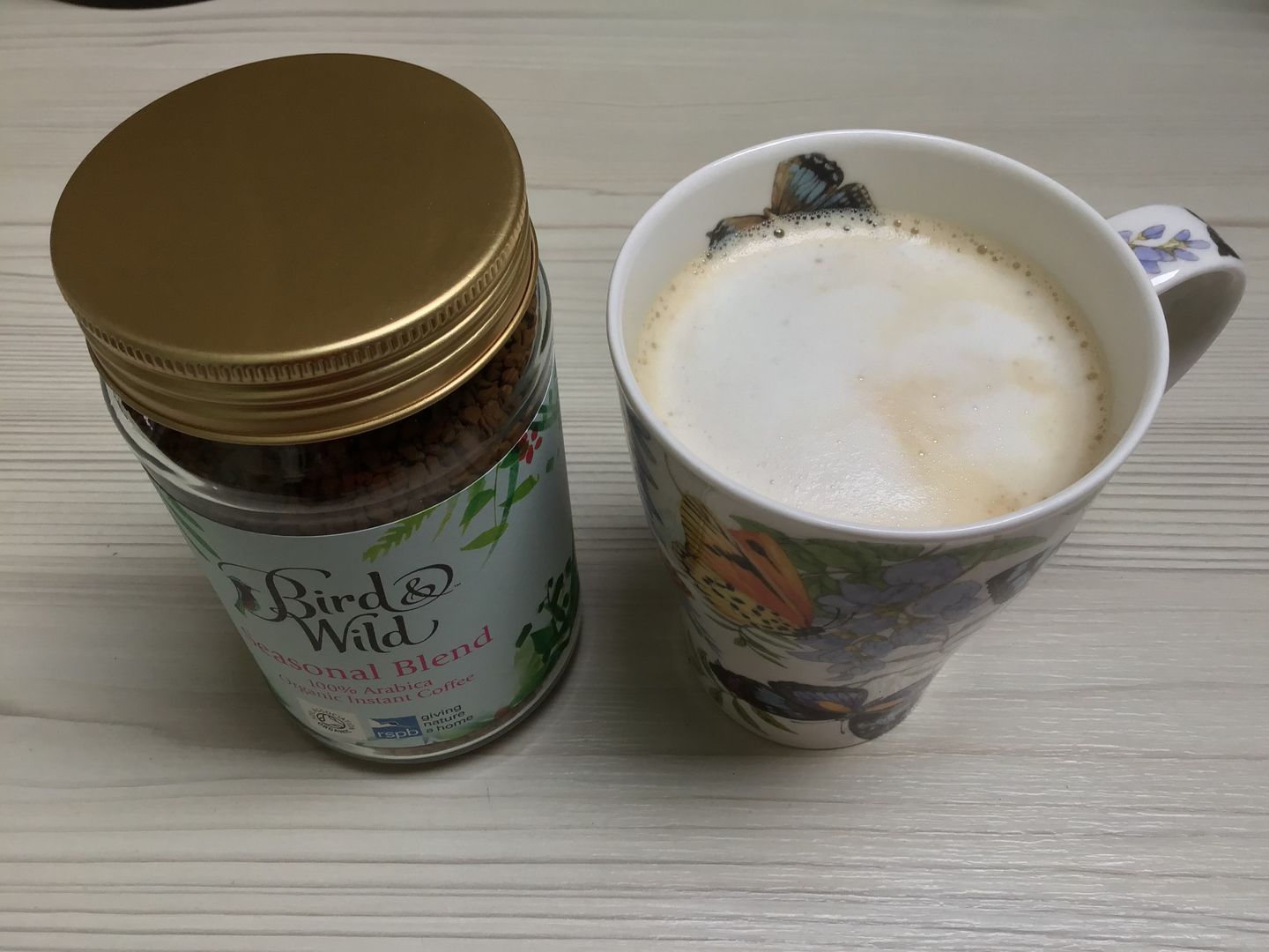 Customer photo review of Bird & Wild Fairtrade Organic Instant Coffee, 100% Arabica, 100g Jar (50 Servings)