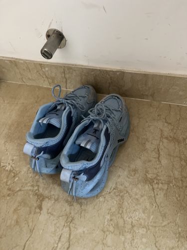 Customer photo review of Singalmaha Sky Sneaker