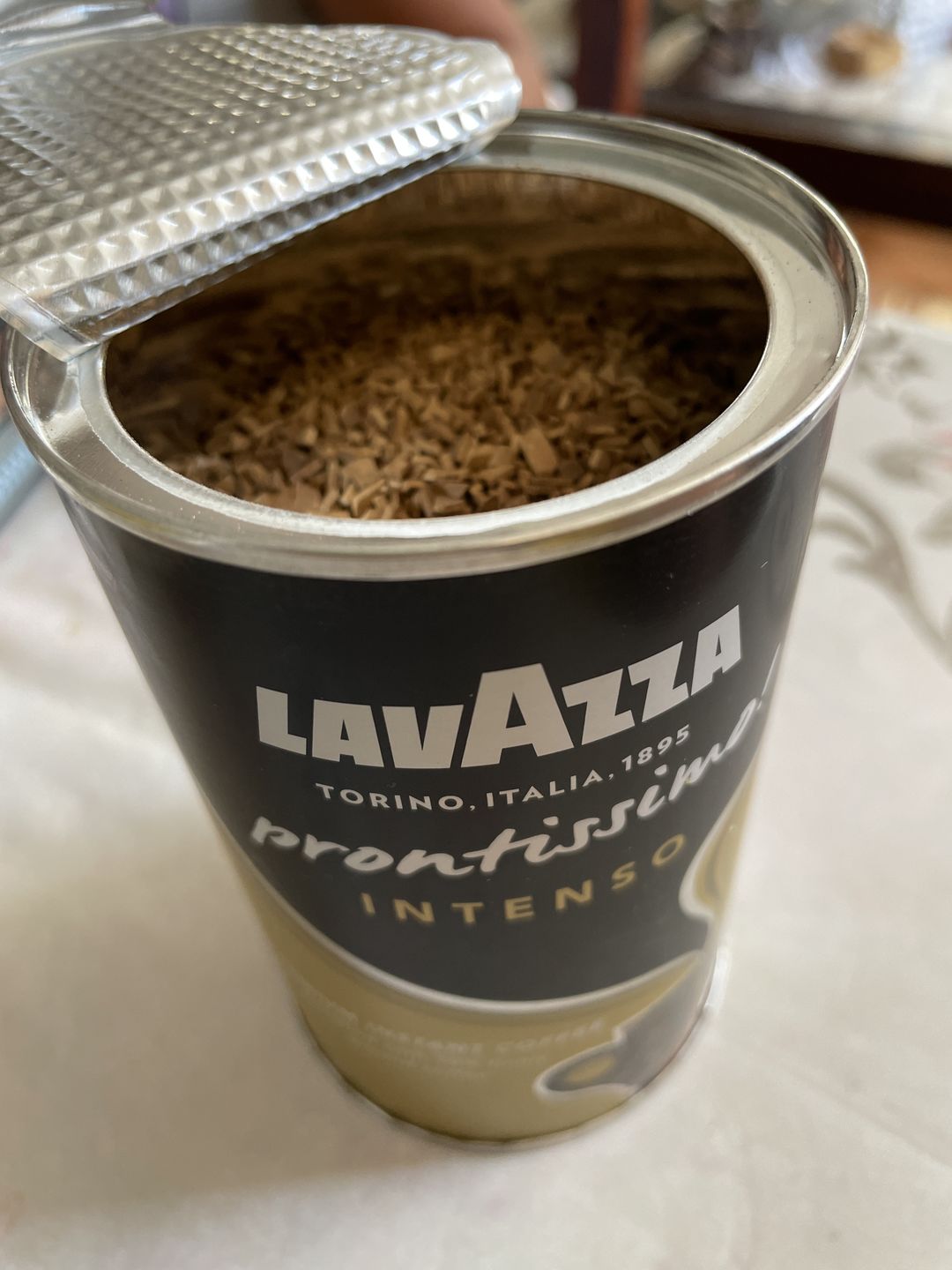 Customer photo review of Lata Lavazza Prontissimo Intenso 95 grs. Instantáneo