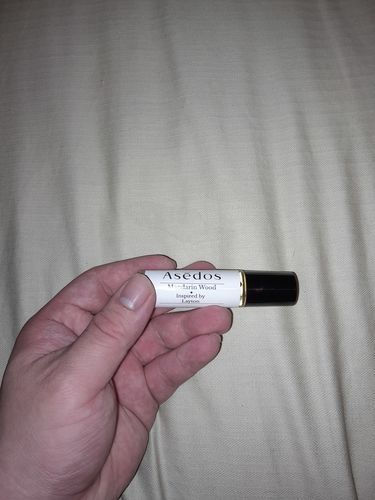 Customer photo review of MANDARIN WOOD PERFUME OIL