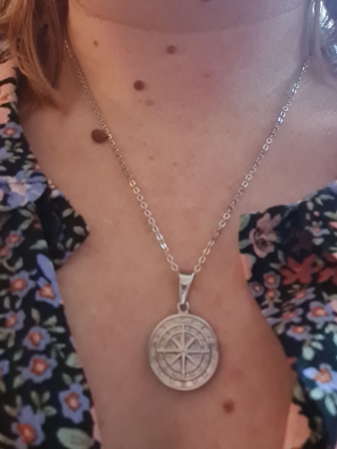 Customer photo review of "To My Soulmate" - Compass Pendant