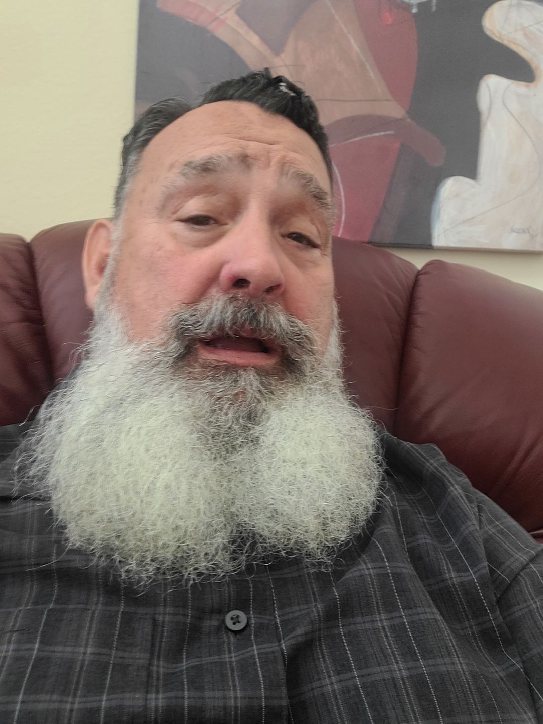 Customer photo review of OUD TOBACCO BEARD OIL - "ORIENTAL KNIGHT" - 2 OZ