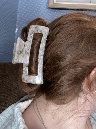 Customer photo review of XL Dreamy Claw Clip