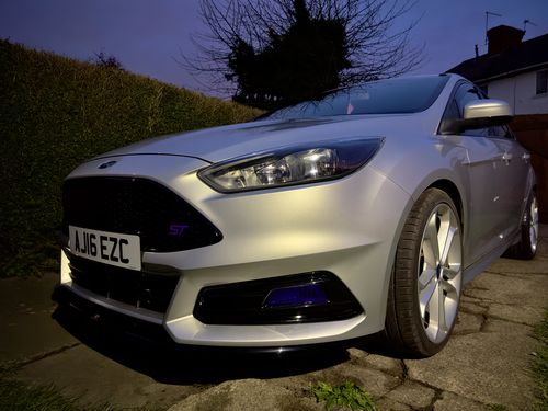 Customer photo review of Focus ST MK3.5 Fog Light Armour