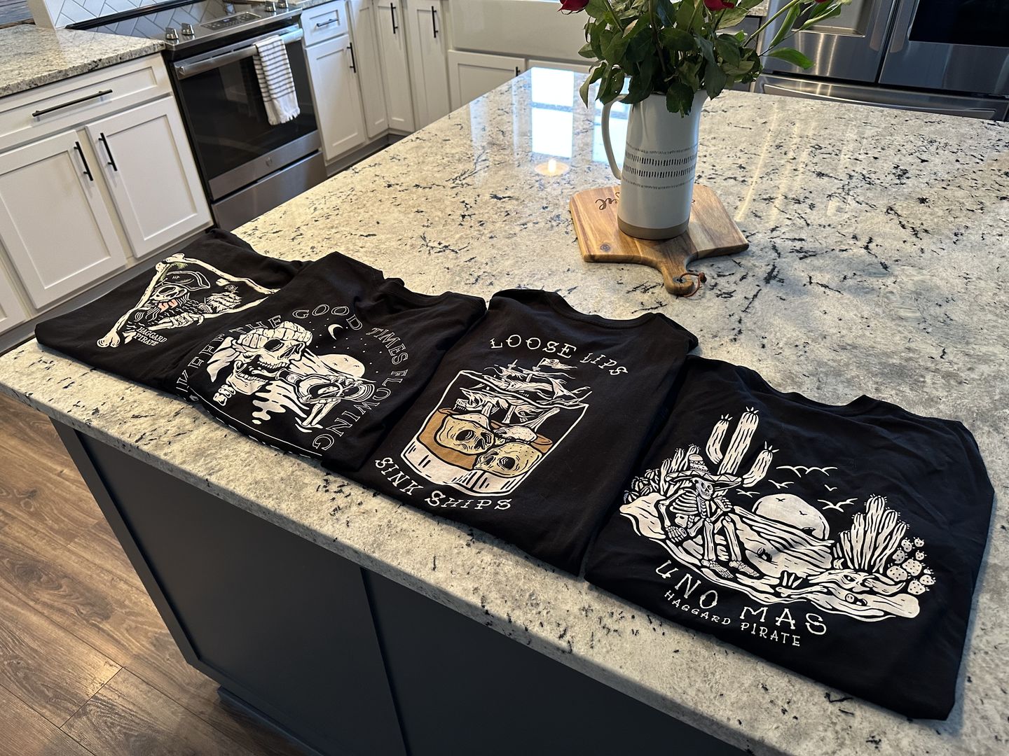 Customer photo review of Uno Mas Tee
