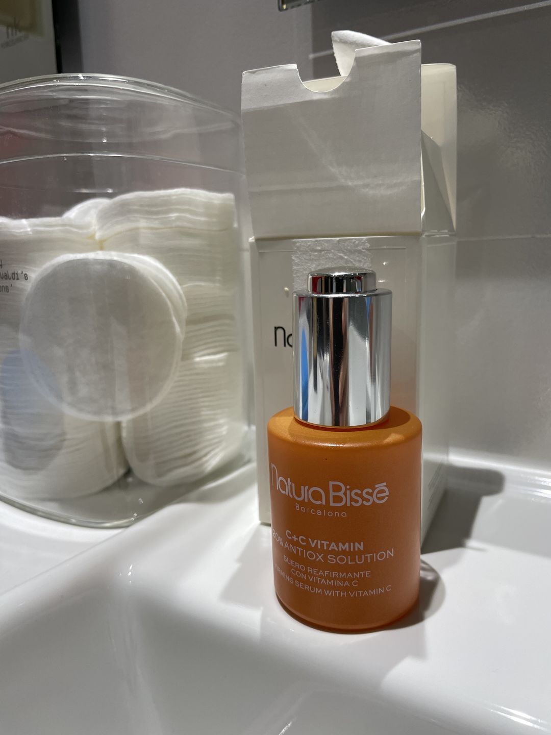 Customer photo review of Natura Bissé C+C VITAMIN 20% ANTIOX Solution 30ml