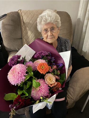 Customer photo review of Good Vibes Posy - Medium