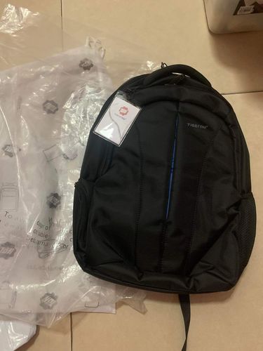 Customer photo review of Tigernu T-B3105 Anti Theft 15.6 inch Laptop Office Backpack Bag with FREE Lock