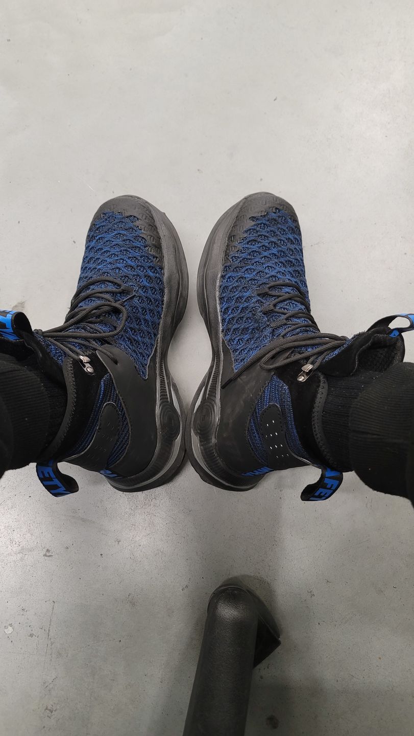 Customer photo review of Maven Steel Toe Comfortable Work Shoes